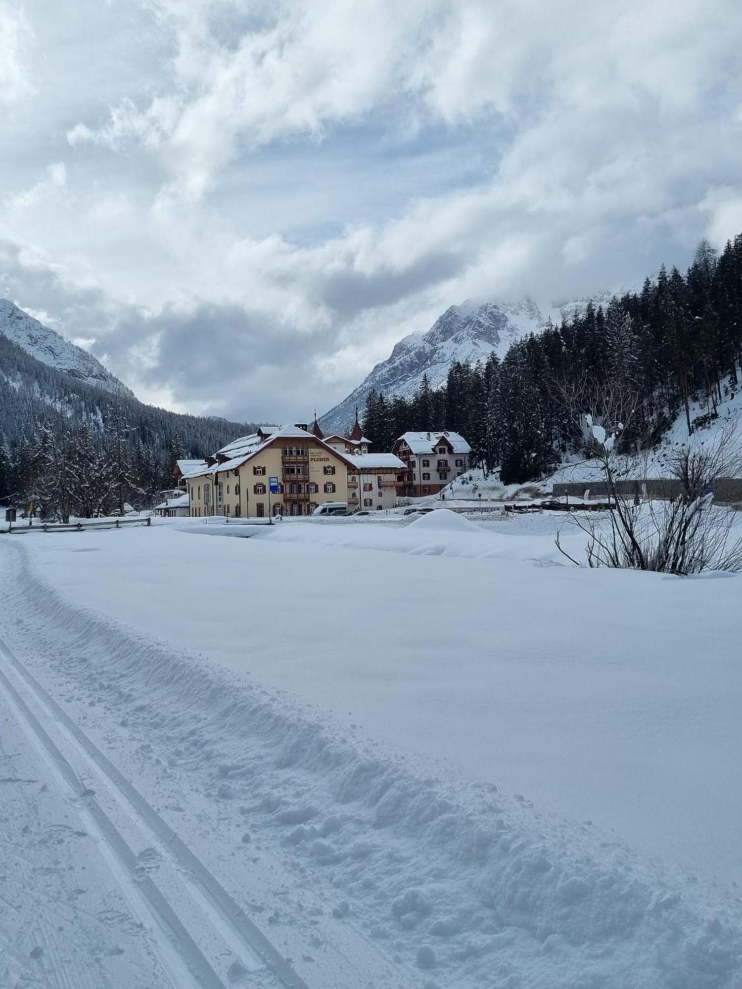 Villaggio Turistico Ploner Appartaments Carbonin Esterno foto